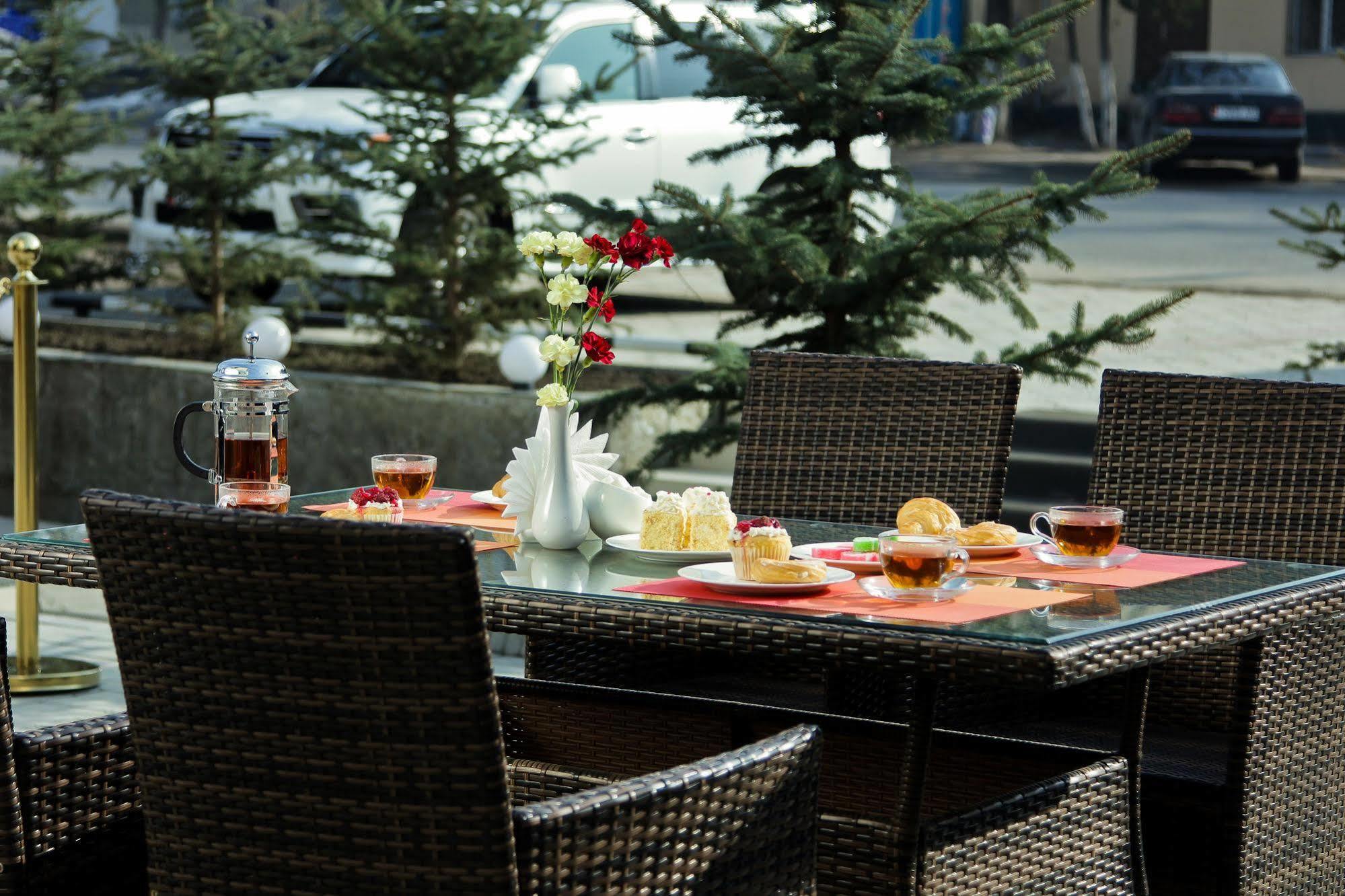 Garden Hotel Bishkek Exterior photo
